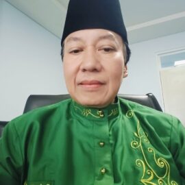 Mengenal sosok Prof. Dr. H. Mukhtar Latif, M.Pd., akademisi sekaligus tokoh penggerak organisasi dan dakwah keumatan di Jambi.